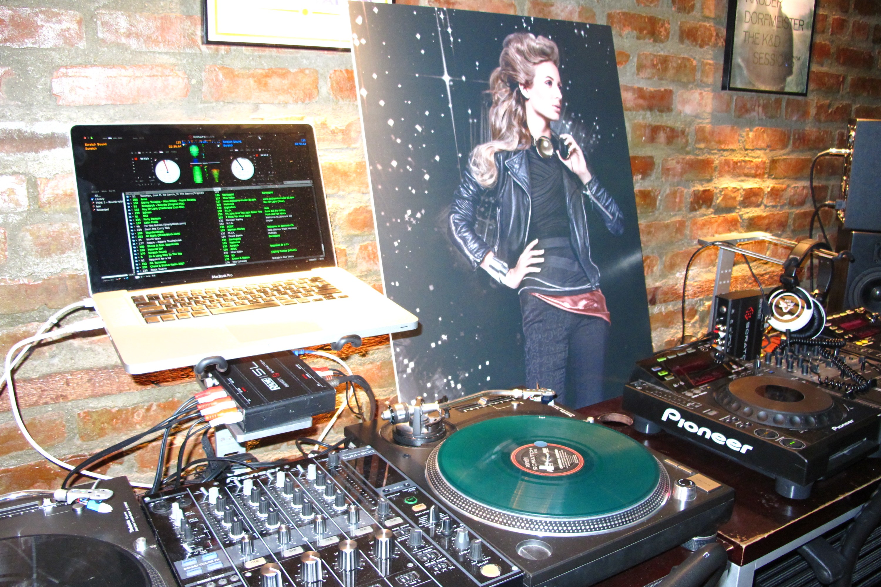 Sebastian Professional's Diva Poulos: Featured Expert Of The Week