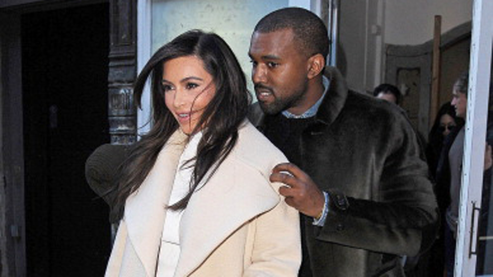 Watch Naomi Campbell’s Reaction to Kim K and Kanye West's Vogue Cover