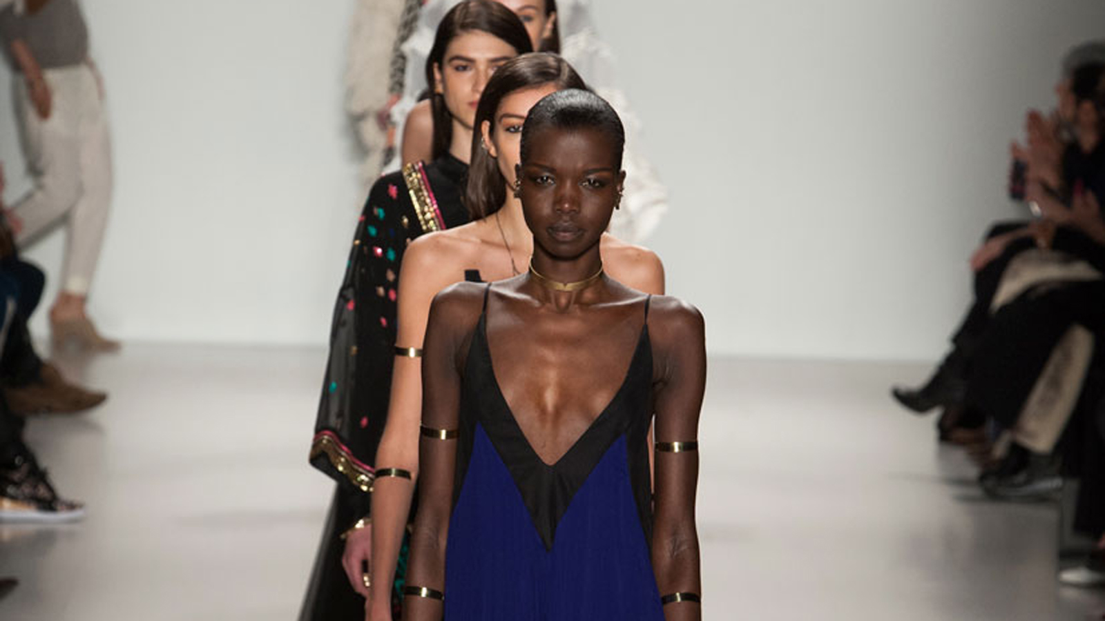 Your Ultimate Guide to High-Waisted Bathing Suits