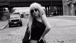 News: Tyra Banks Makes Bowl Cuts Cool