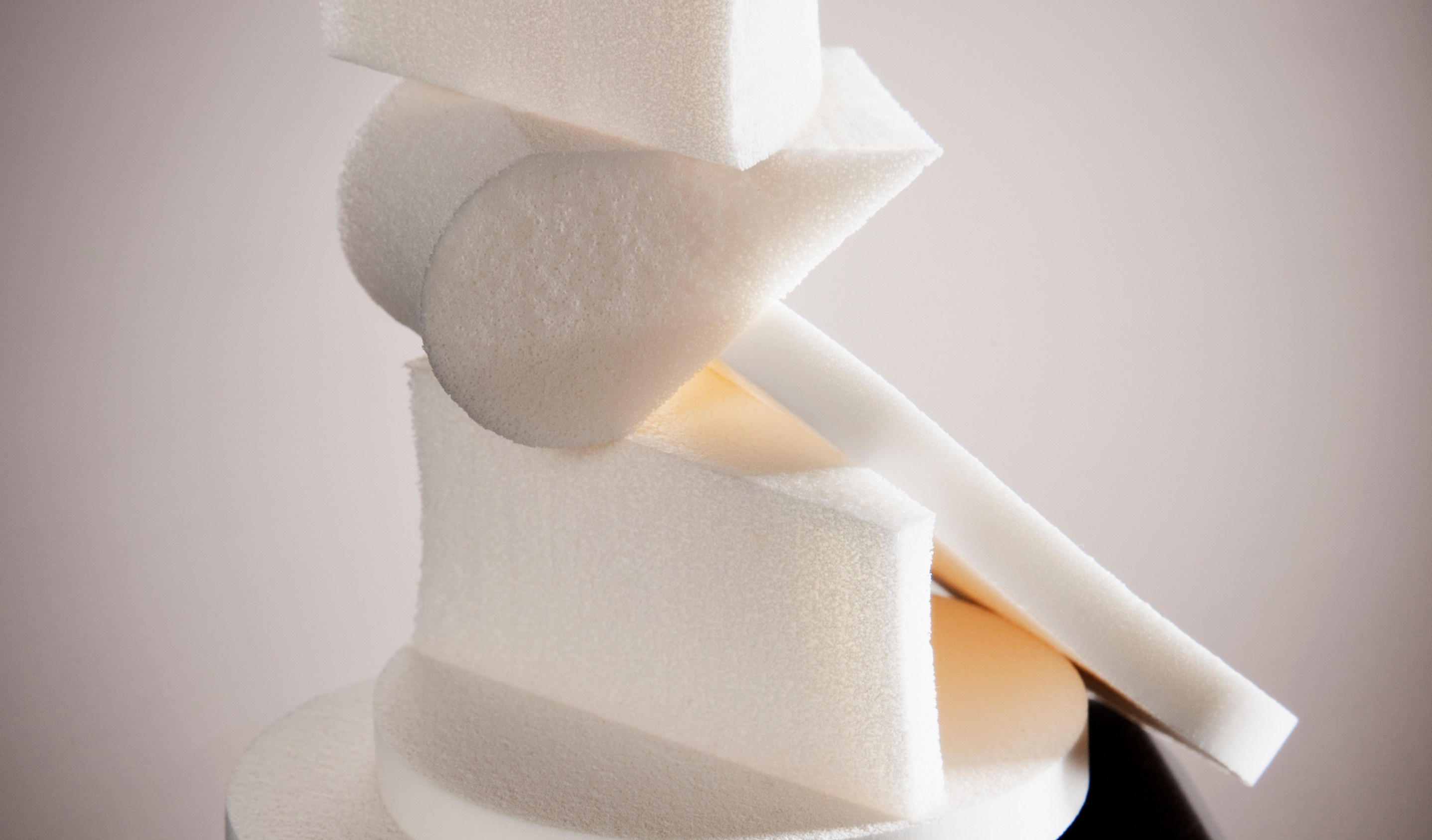 Makeup Sponges: How to Use Them