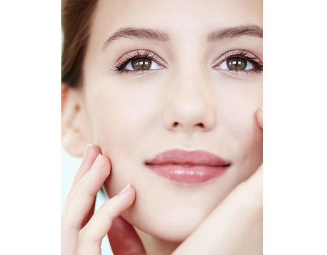 How to Treat Acne Breakouts in the Winter