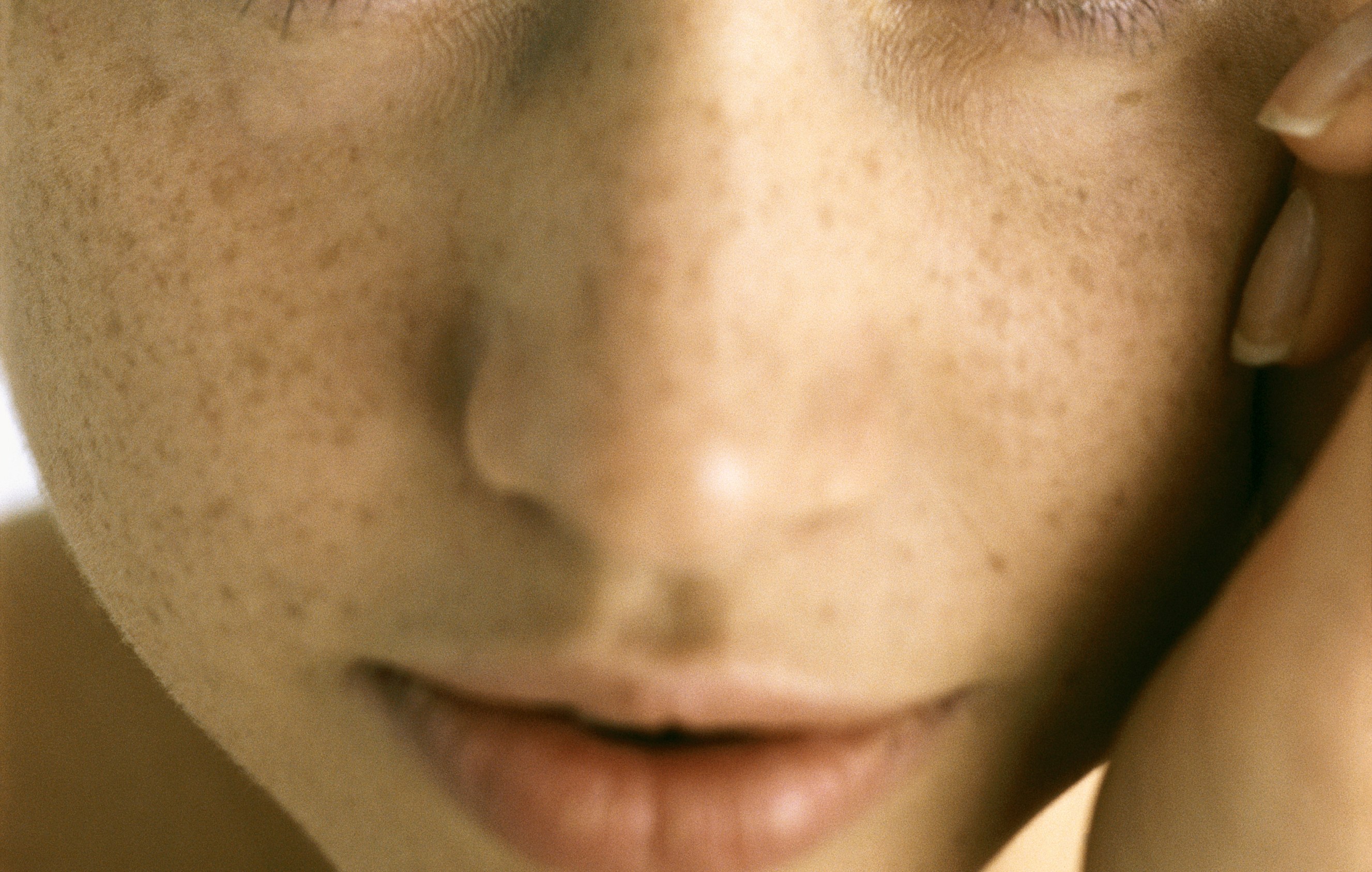 How to Do Your Eyebrows