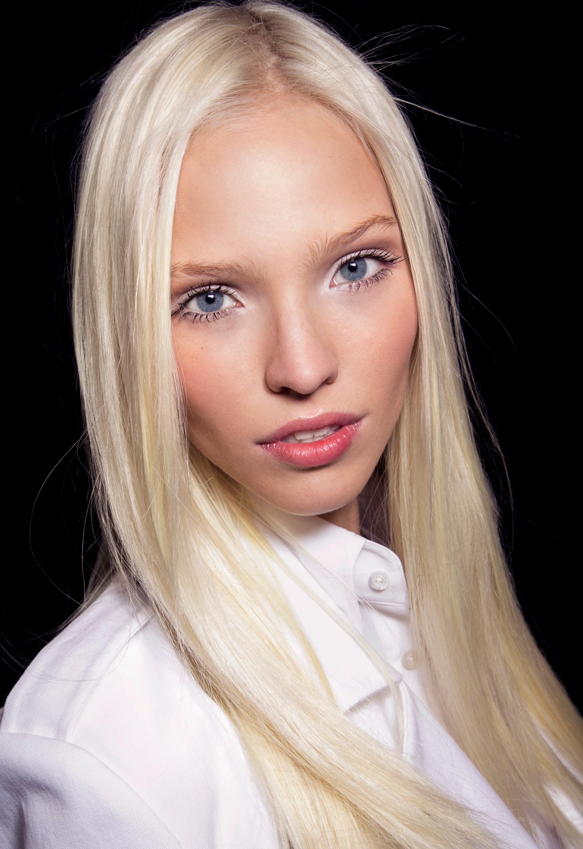 How to Stop Nails From Peeling