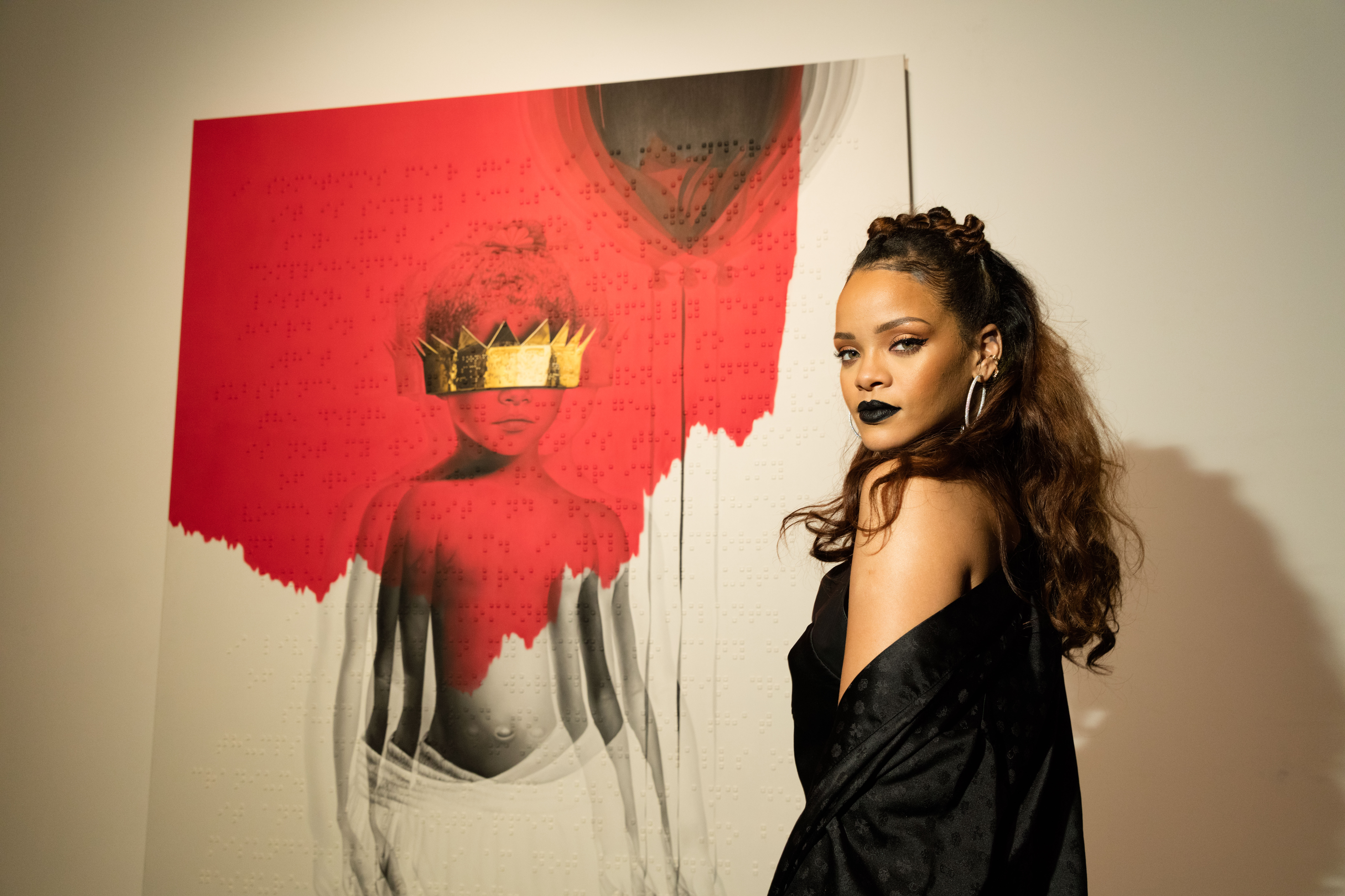 LOS ANGELES, CA - OCTOBER 07: Singer Rihanna at Rihanna's 8th album artwork reveal for "ANTI" at MAMA Gallery on October 7, 2015 in Los Angeles, California. (Photo by Christopher Polk/Getty Images for WESTBURY ROAD ENTERTAINMENT LLC)