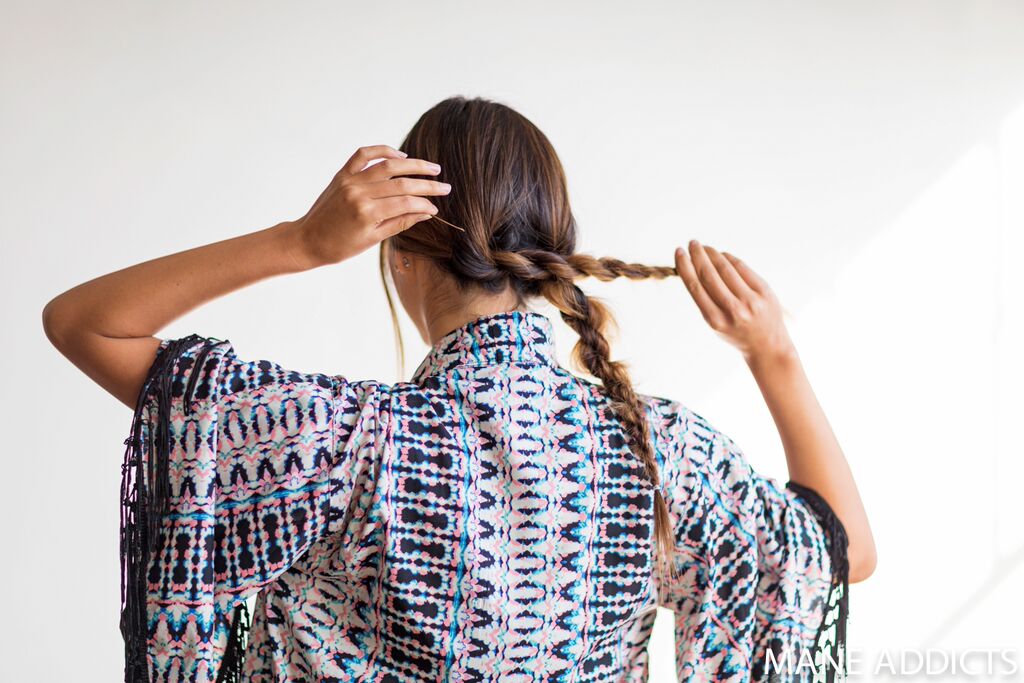 mane addicts rope twist chignon step 5