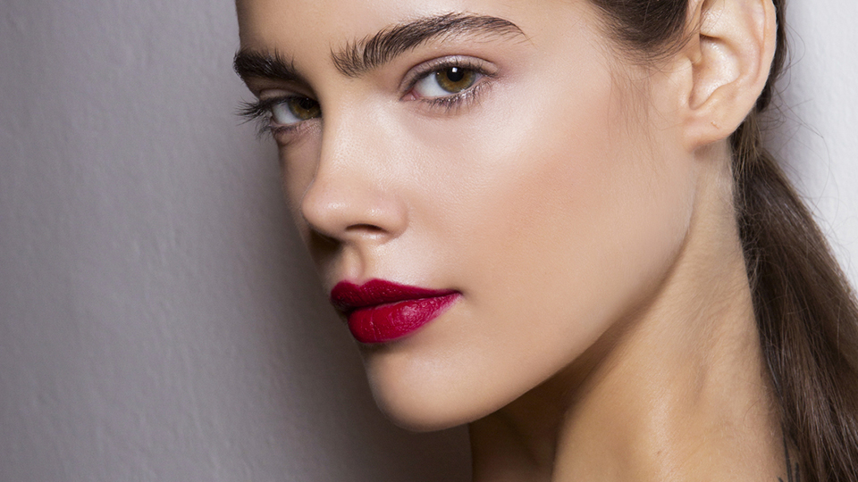 The 5 Best Kiss-Proof Lipsticks, Ever