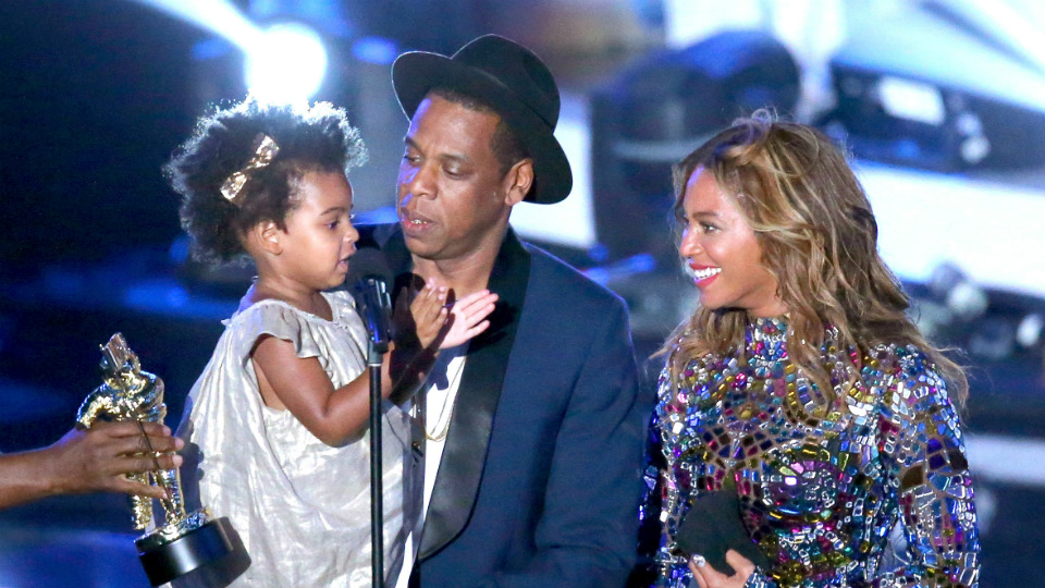 Beyoncé and Blue Ivy Visit Hurricane Victims