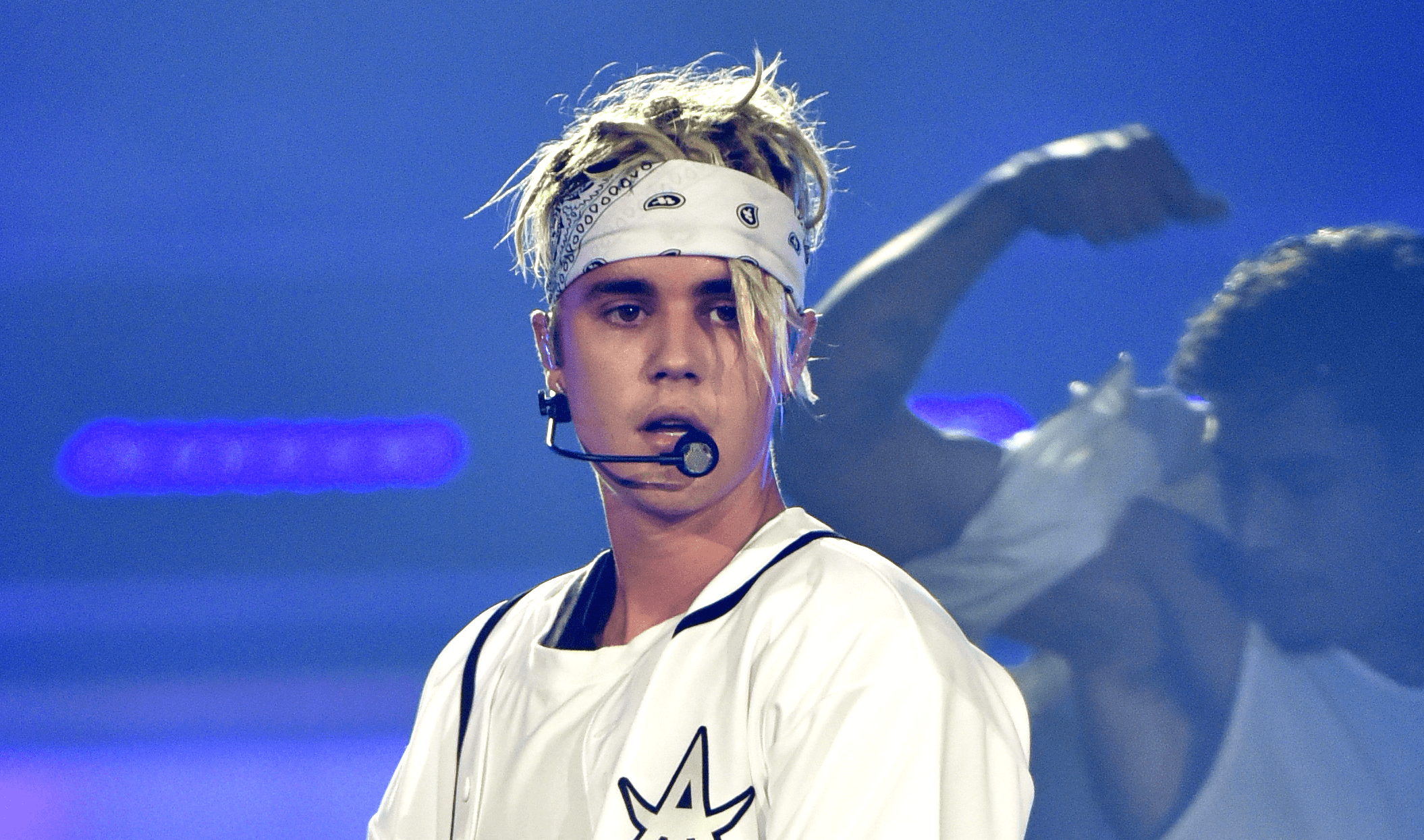 Seven Minerals' Aloe Vera Gel From Amazon Soothes Sunburns Overnight