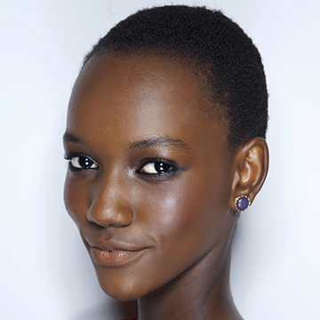 The 4 Best Bronzers for Dark Skin