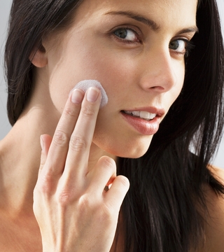 La Prairie Skin Caviar Harmony L’Extrait Serum Review: Fight the Vertical Lines of Aging