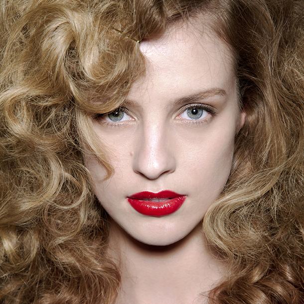 How to Embrace Your Frizzy Hair