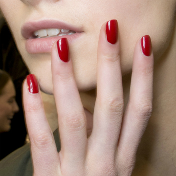How to Get Strong Nails: 5 Rules to Live By