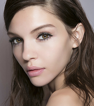 Seven Minerals' Aloe Vera Gel From Amazon Soothes Sunburns Overnight