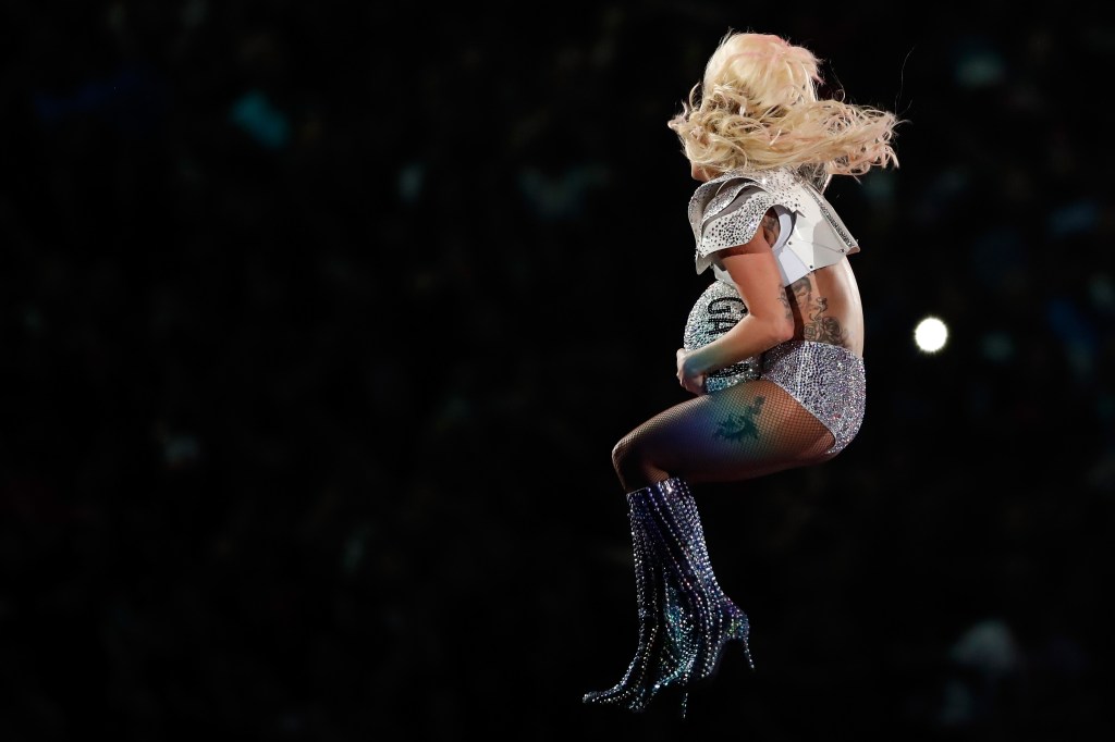 lady-gaga-super-bowl-halftime