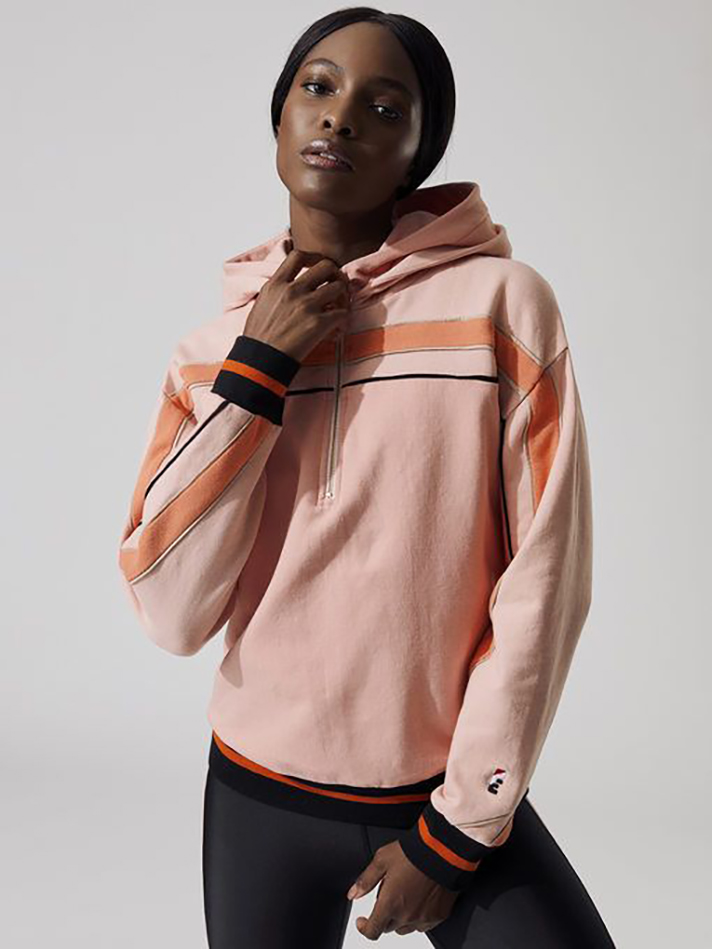 STYLECASTER | What to Wear the Gym When It Starts Getting Seriously Cold Out