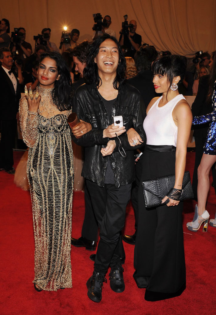 STYLECASTER | 43 Celebrity Met Gala Looks That Went Down in Fashion History