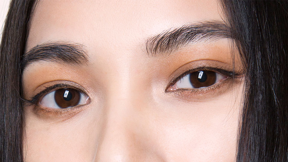 The Reddit-Approved Trick to Waxing Your Eyebrows