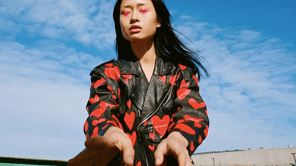 Art Trends 2025: Biophilic Art, Martini Art, & Retro Revival