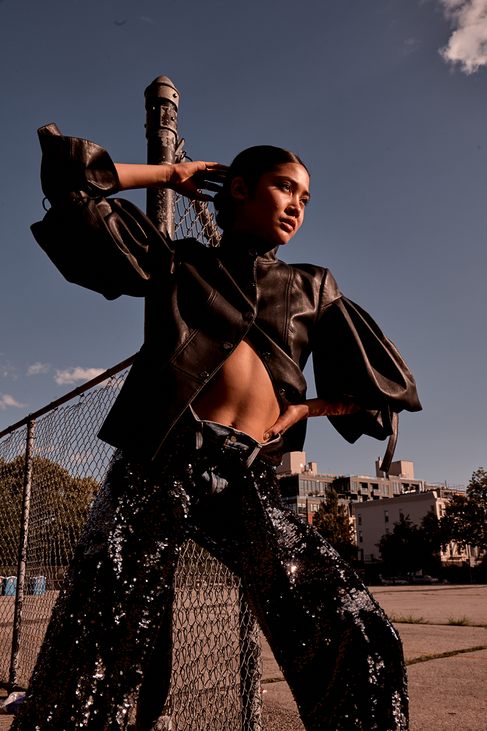 STYLECASTER | Fall Fashion Trends 2018 | Wet Hair Bright Eyeliner Beauty