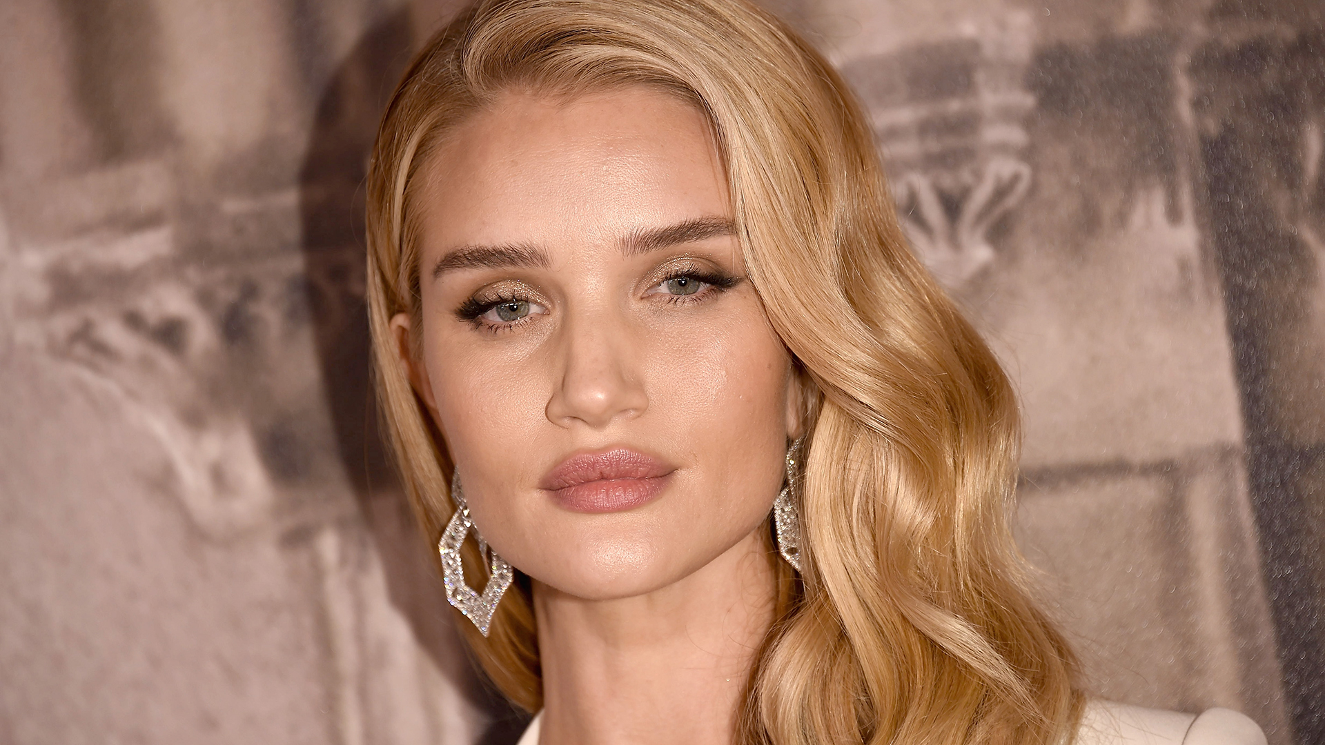 Rosie Huntington-Whiteley