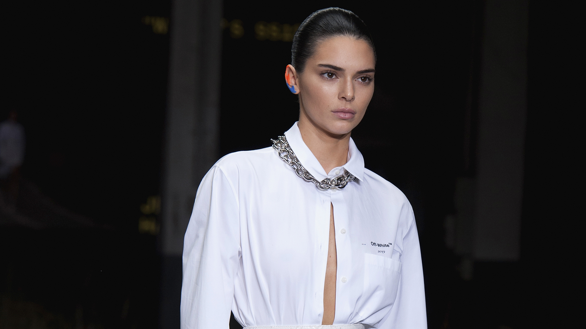 Anwar Hadid's Cryptic Messages About Kendall Jenner