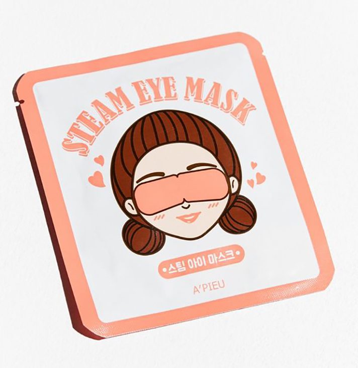 STYLECASTER | 27 Luxe Travel Must-Haves That Promise to Elevate Your Holiday Season