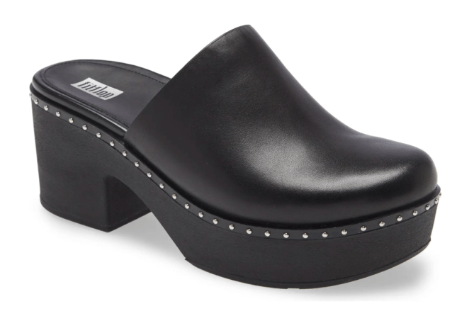 STYLECASTER | Fall Winter Clogs