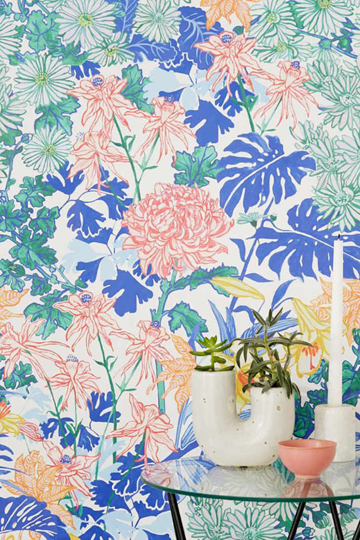 STYLECASTER | 2019 Wants You to Fill Your Home with Bold Print Wallpaper