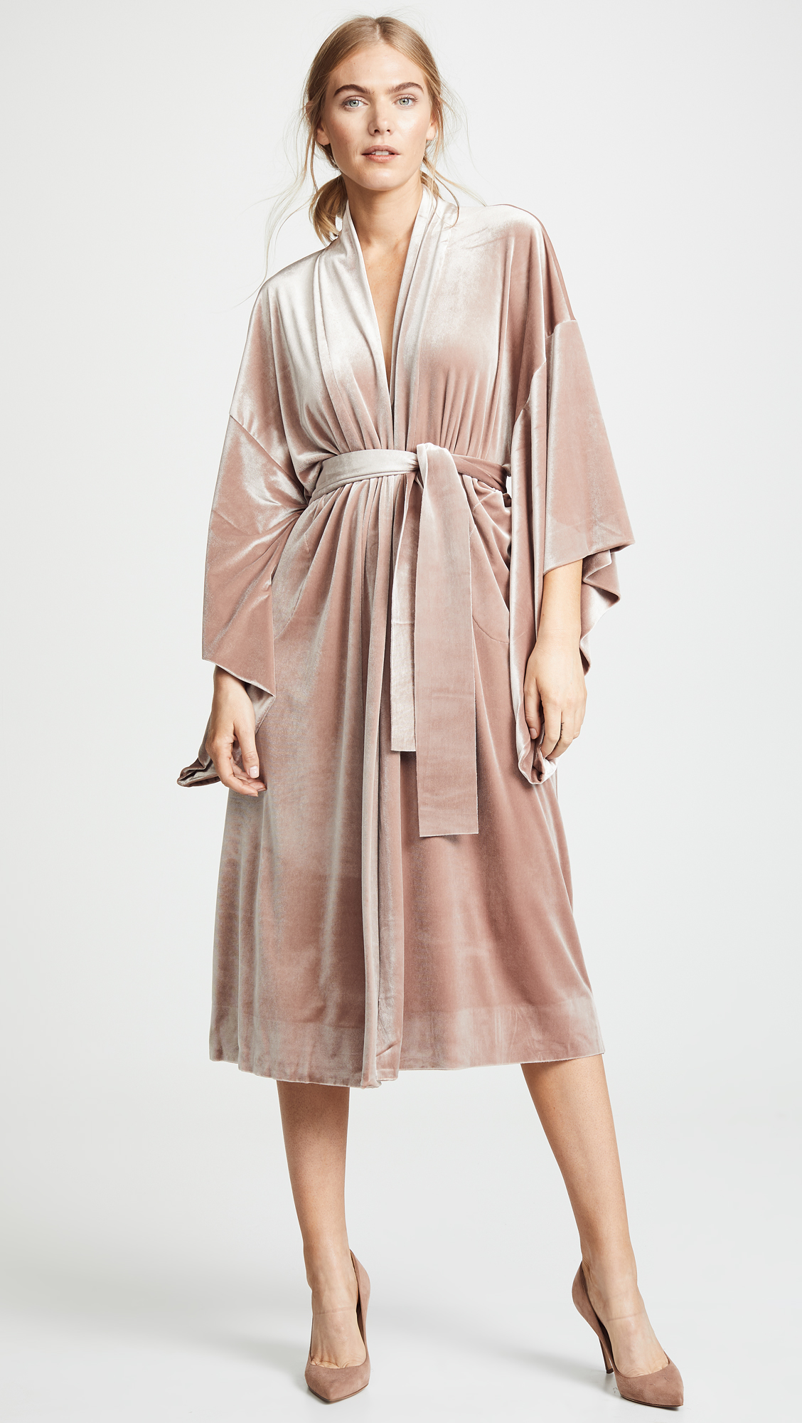 STYLECASTER | Robe Silhouettes Are the Chicest Way to Get Comfy-Luxe Style in 2019