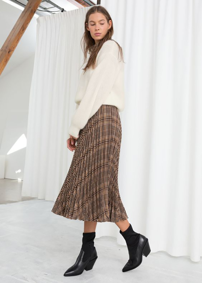 STYLECASTER | Chic Winter Skirts to Cozy Up in, ASAP