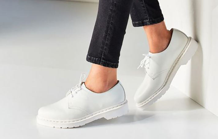 STYLECASTER | All the Spring Flats We're Eyeing Right Now