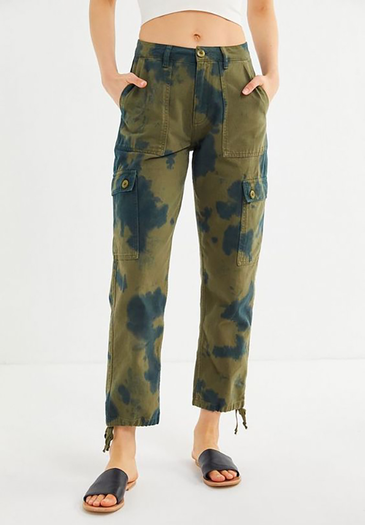 STYLECASTER | Spring Pants Are Here to Make Your Life Cuter and More Comfortable