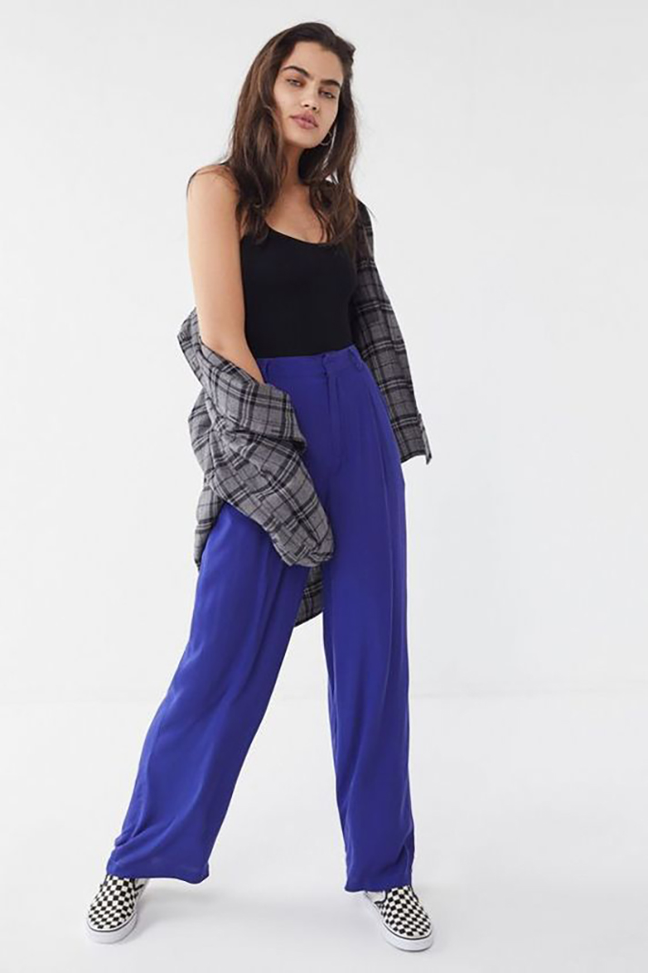 STYLECASTER | There Are So Many Sweet Deals on Spring Pants Right Now