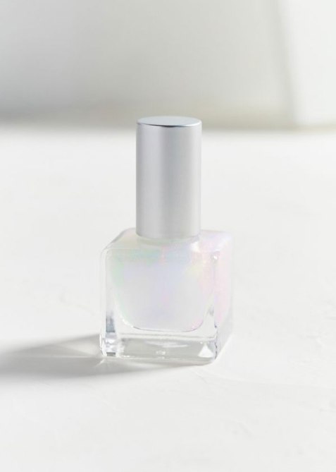 metallic-nail-polish-urban-outfitters