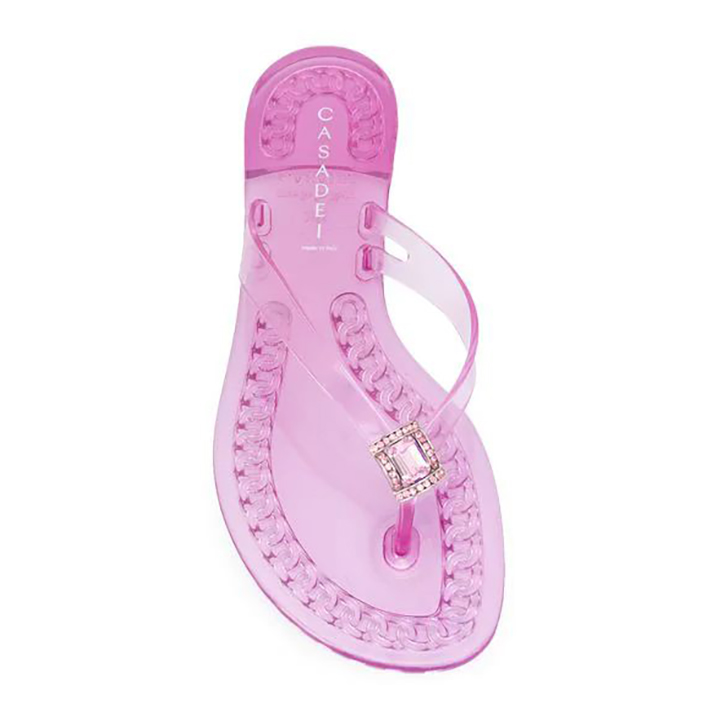 STYLECASTER | Are Flip-Flops Doomed to Be Forever Un-Cute?