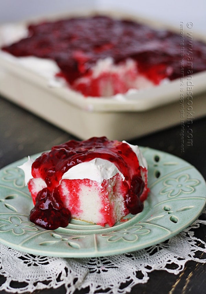 STYLECASTER | 17 Summer Dump Cakes That Literally Couldn't Be Easier | Raspberry Dream Dump Cake