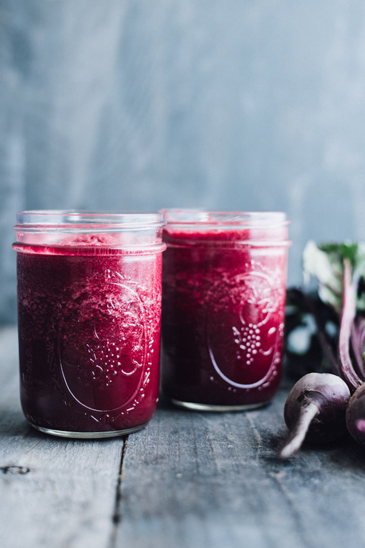 STYLECASTER | 17 Veggie-Packed Smoothie Recipes That Don't Taste Like Grass | Red Beet Power Smoothie
