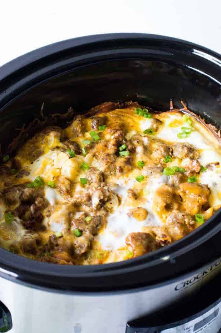 STYLECASTER | 17 Slow-Cooker Brunch Recipes Worth Staying In For | Overnight Breakfast Sausage Casserole
