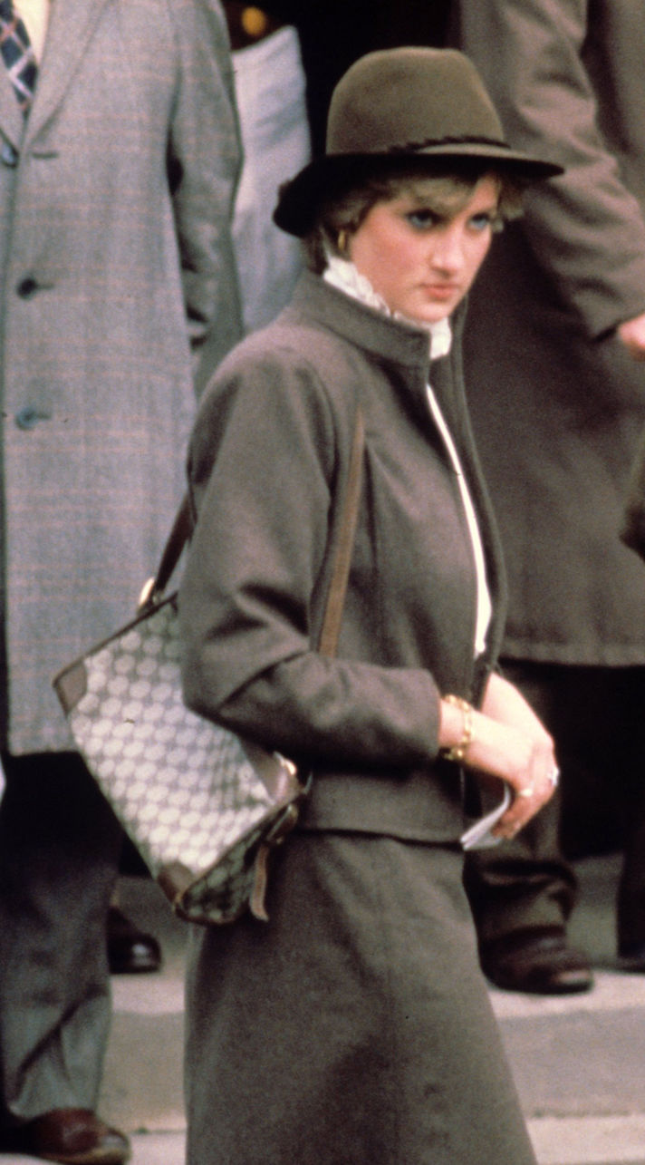 STYLECASTER | Princess Diana's Best Outfits