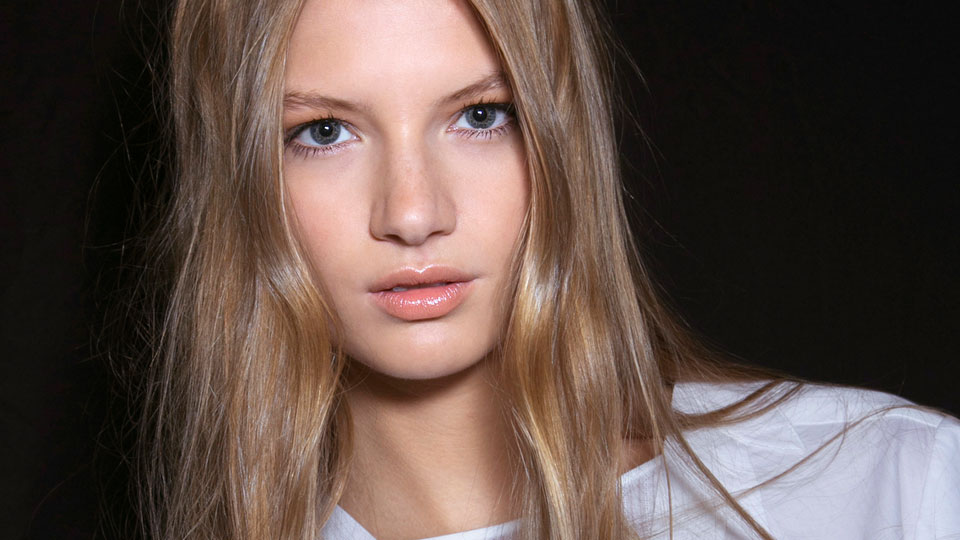 I'm a Self-Professed Spray Tan Addict; Here Are Favorite DIY Alternatives | STYLECASTER