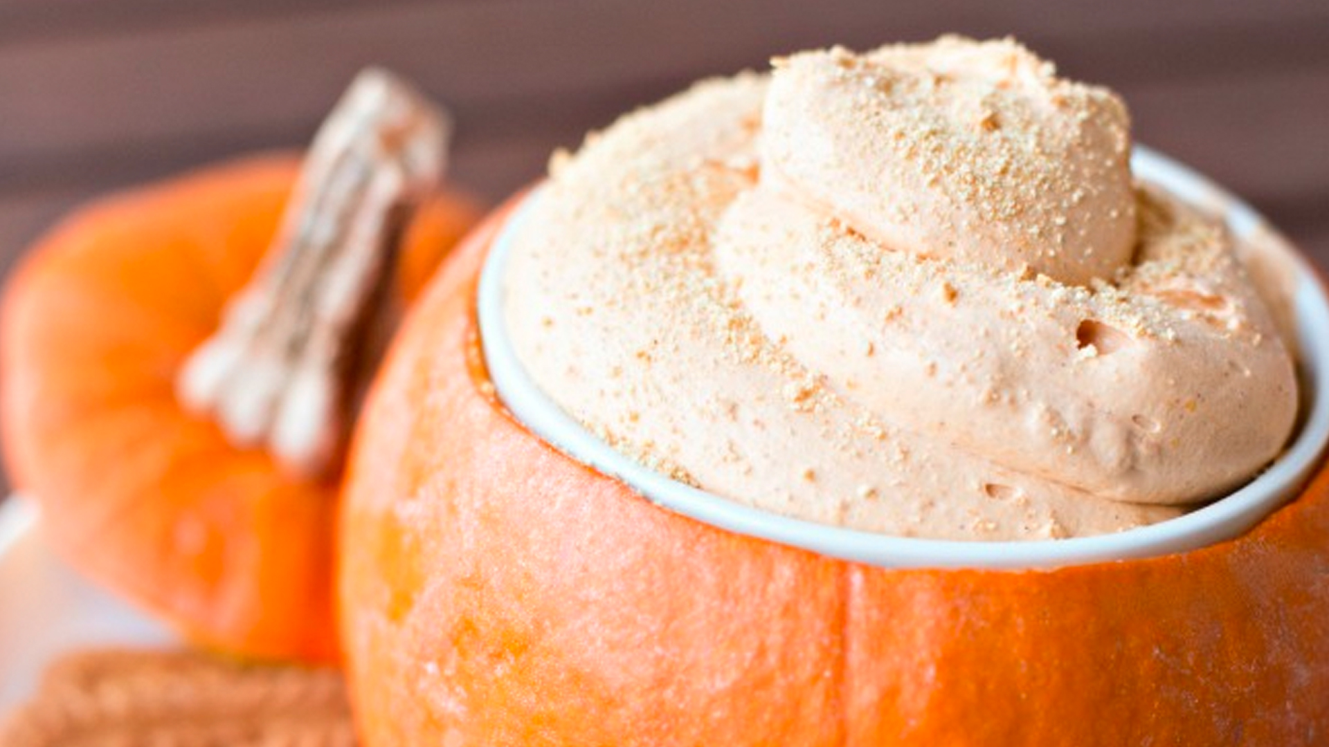 STYLECASTER | Halloween Dips