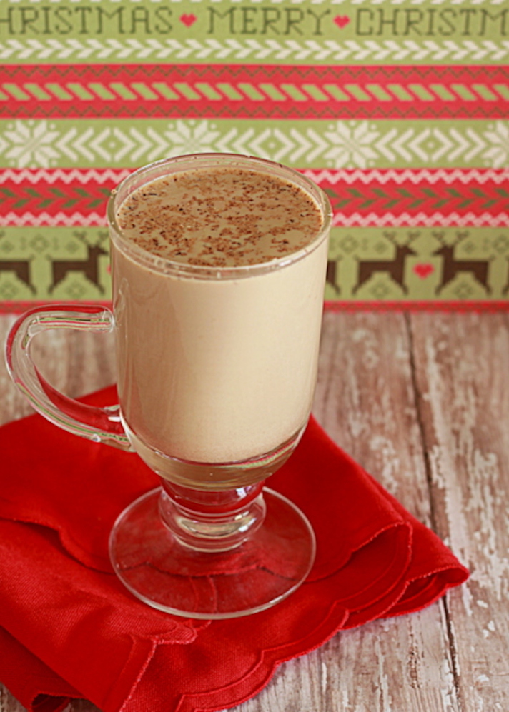 STYLECASTER | 17 Slow-Cooker Cocktails That'll Heat Up a Holiday Party | Eggnog Latte