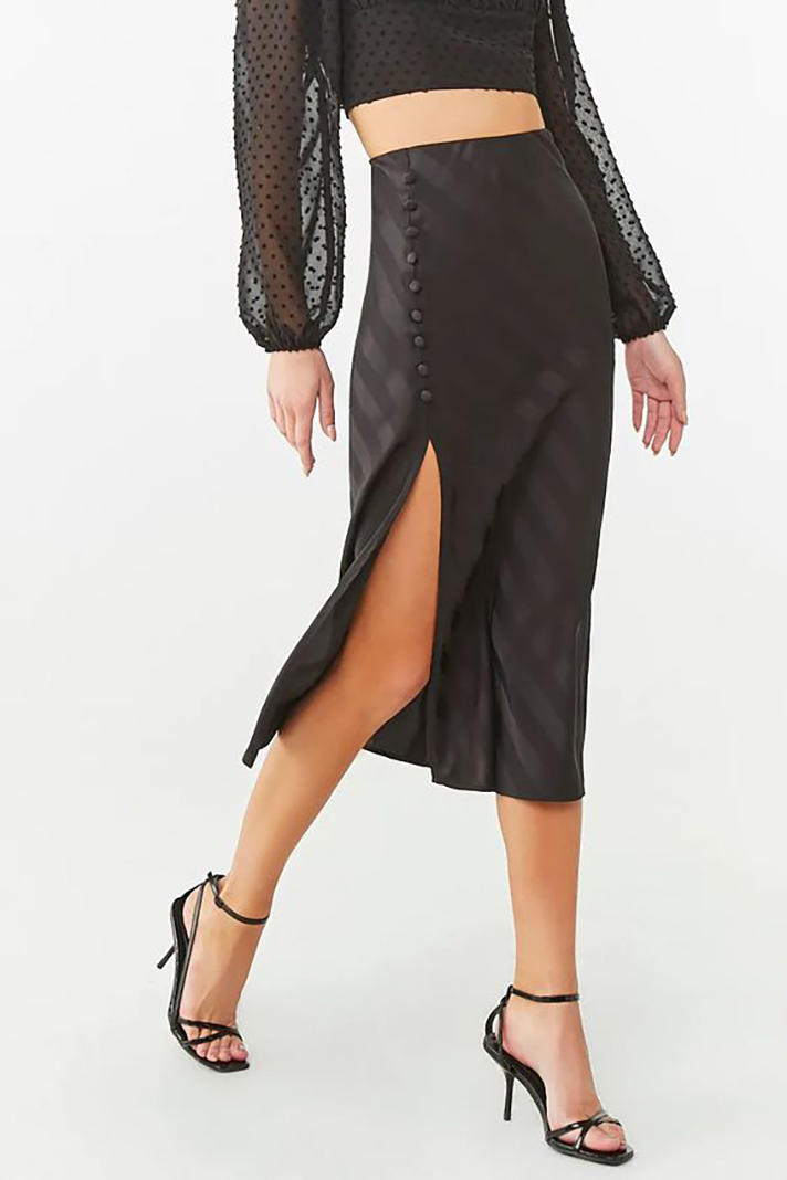 STYLECASTER | 11 Budget-Friendly Winter Outfits That Are Equal Parts Cute and Cozy