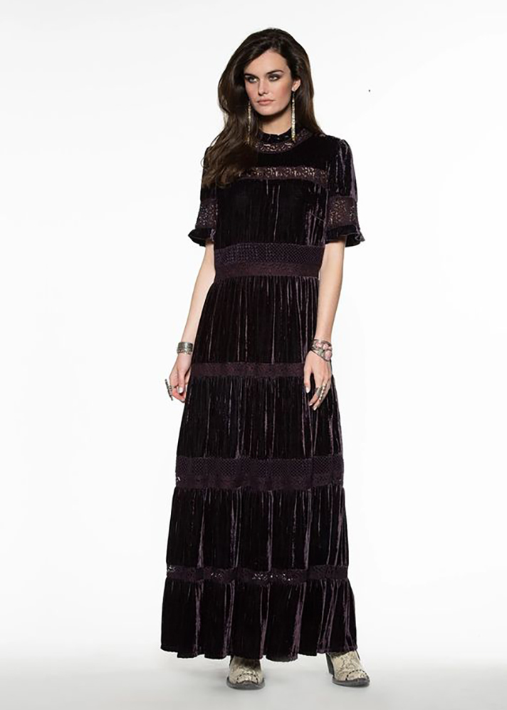 STYLECASTER | How to Shop the Western Fashion Trend, According to Actual Cowgirls