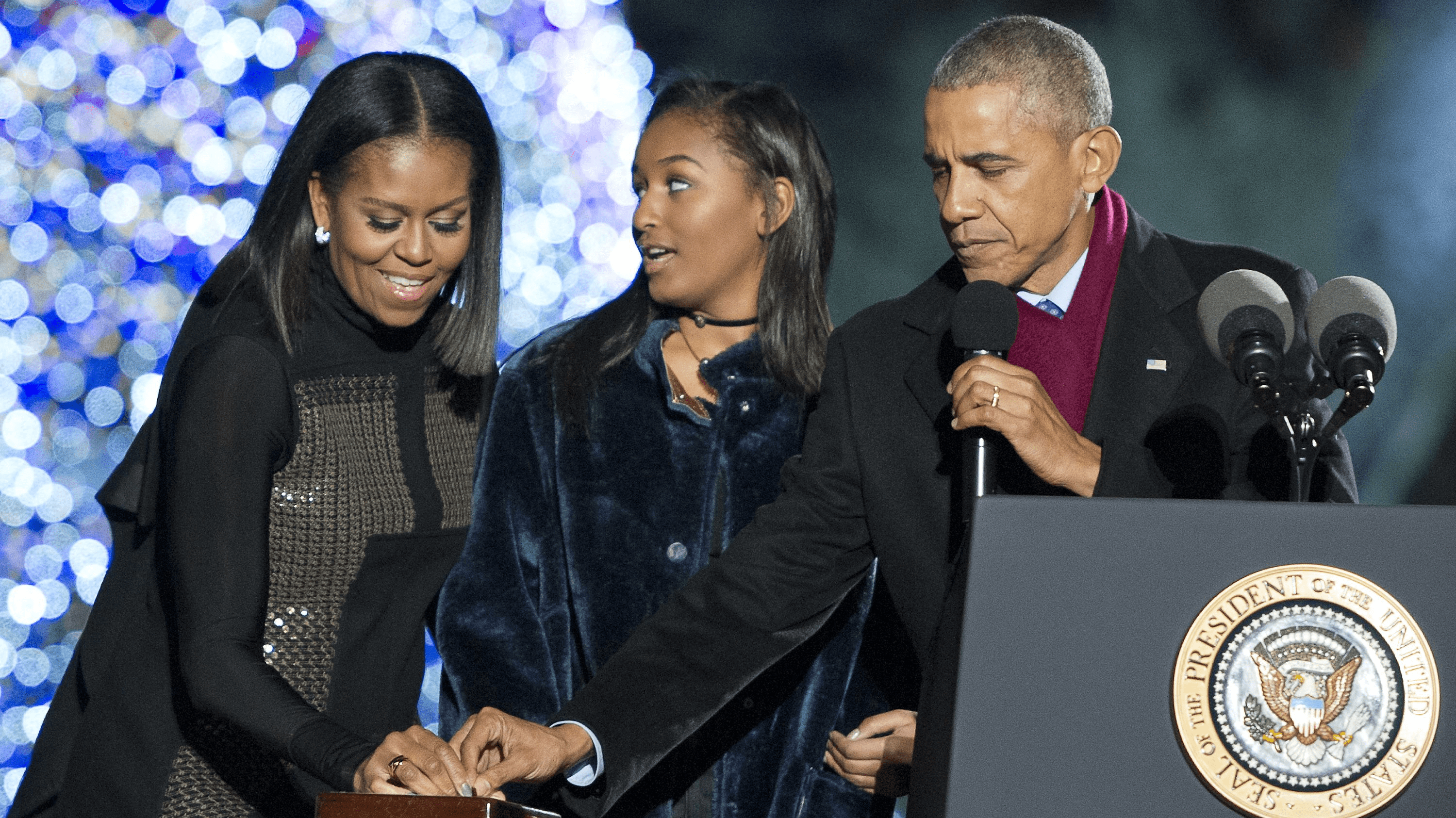 Michelle, Sasha, Barack Obama