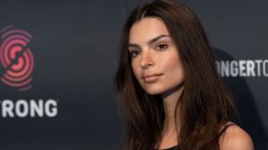 Emily Ratajkowski hair