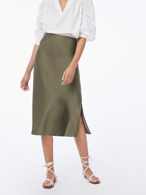 STYLECASTER | FRAME Wash and Go Silk Collection