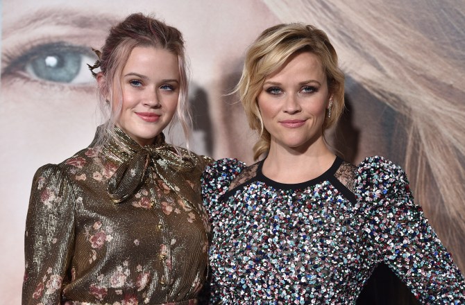 Ava Phillippe, Reese Witherspoon