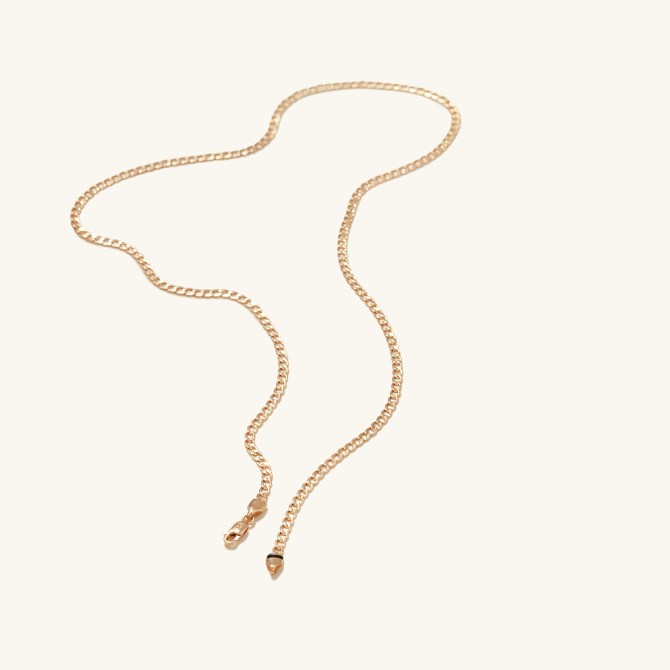 STYLECASTER | Mejuri Curb Chain Collection